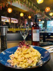 CARBONARA TAGLIATELLE Turkey ham and tagliatelle pasta servedin rich creamy carbonara sauce