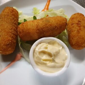 CHICKEN CROQUETTES classic Spanish croquettes with aioli