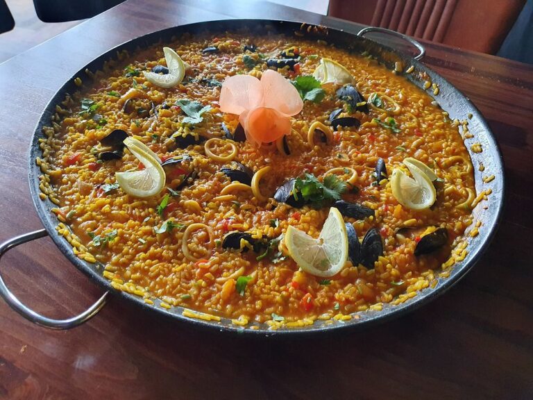 spanish-seafood-and-saffron